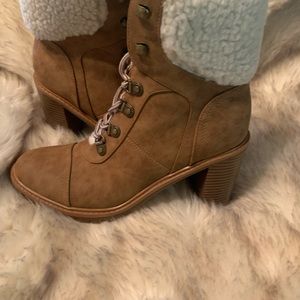 Size 8 Nine West Boots